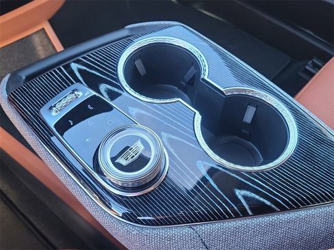 New 2026 Cadillac Optiq Sport 2 image 20