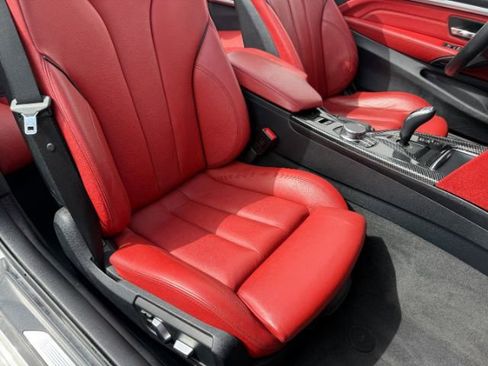 Used 2019 BMW 440i Convertible image 13