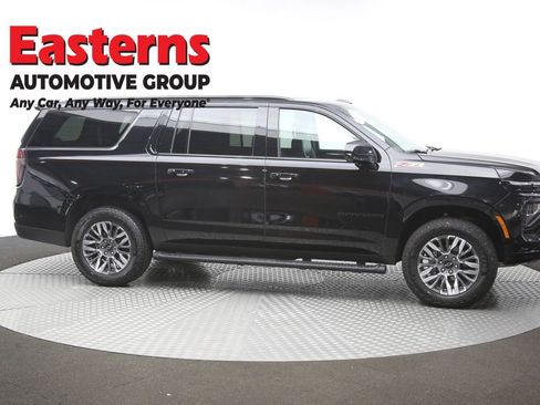 Used 2025 Chevrolet Suburban Z71 AWD/4WD image 51