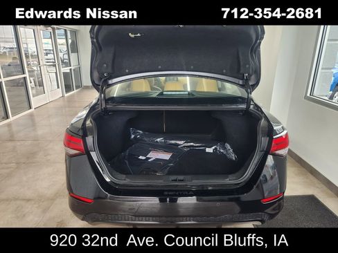 New 2025 Nissan Sentra SV w/ SV Premium Package image 11