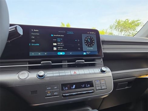 New 2025 Hyundai Kona SEL image 11