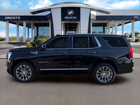 Used 2025 GMC Yukon Denali AWD/4WD image 7