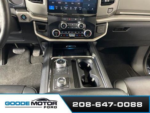 Certified 2024 Ford Expedition XLT AWD/4WD image 17