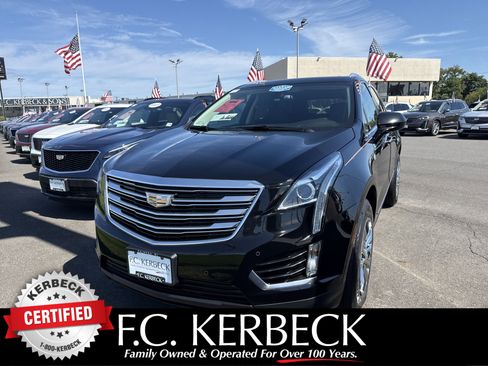 Used 2019 Cadillac XT5 Luxury image 1