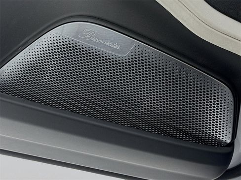 Certified 2025 Porsche Panamera GTS image 12