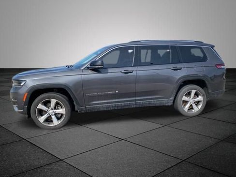 Used 2022 Jeep Grand Cherokee L Limited image 9