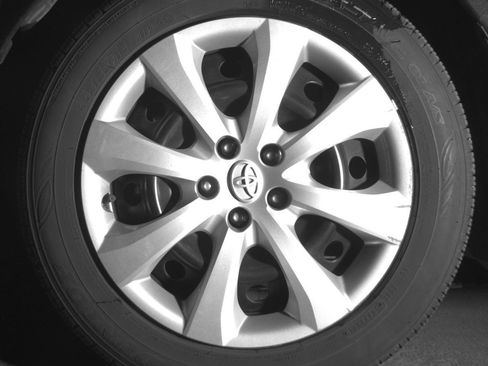 Used 2025 Toyota Corolla LE FWD image 11