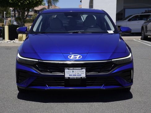 Used 2024 Hyundai Elantra Limited FWD image 9