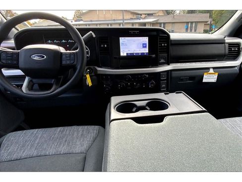 New 2026 Ford F350 XLT w/ FX4 Off-Road Package image 21