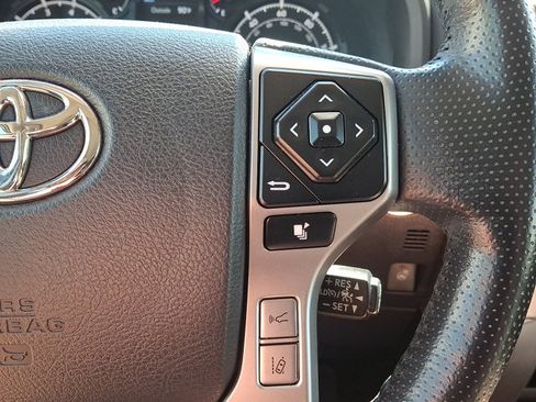 Used 2024 Toyota 4Runner SR5 Premium w/ Moonroof Package AWD/4WD image 24
