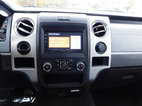 Used 2013 Ford F150 XLT w/ XLT Chrome Pkg image 10