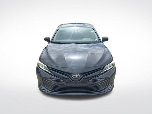 Used 2019 Toyota Camry LE FWD image 2