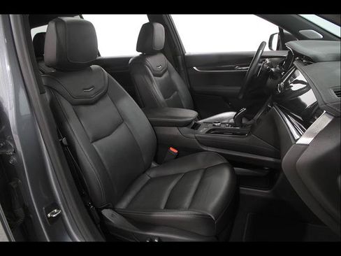 Used 2021 Cadillac XT6 Sport AWD/4WD image 18