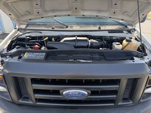 Used 2009 Ford E-350 and Econoline 350 Super Duty image 27