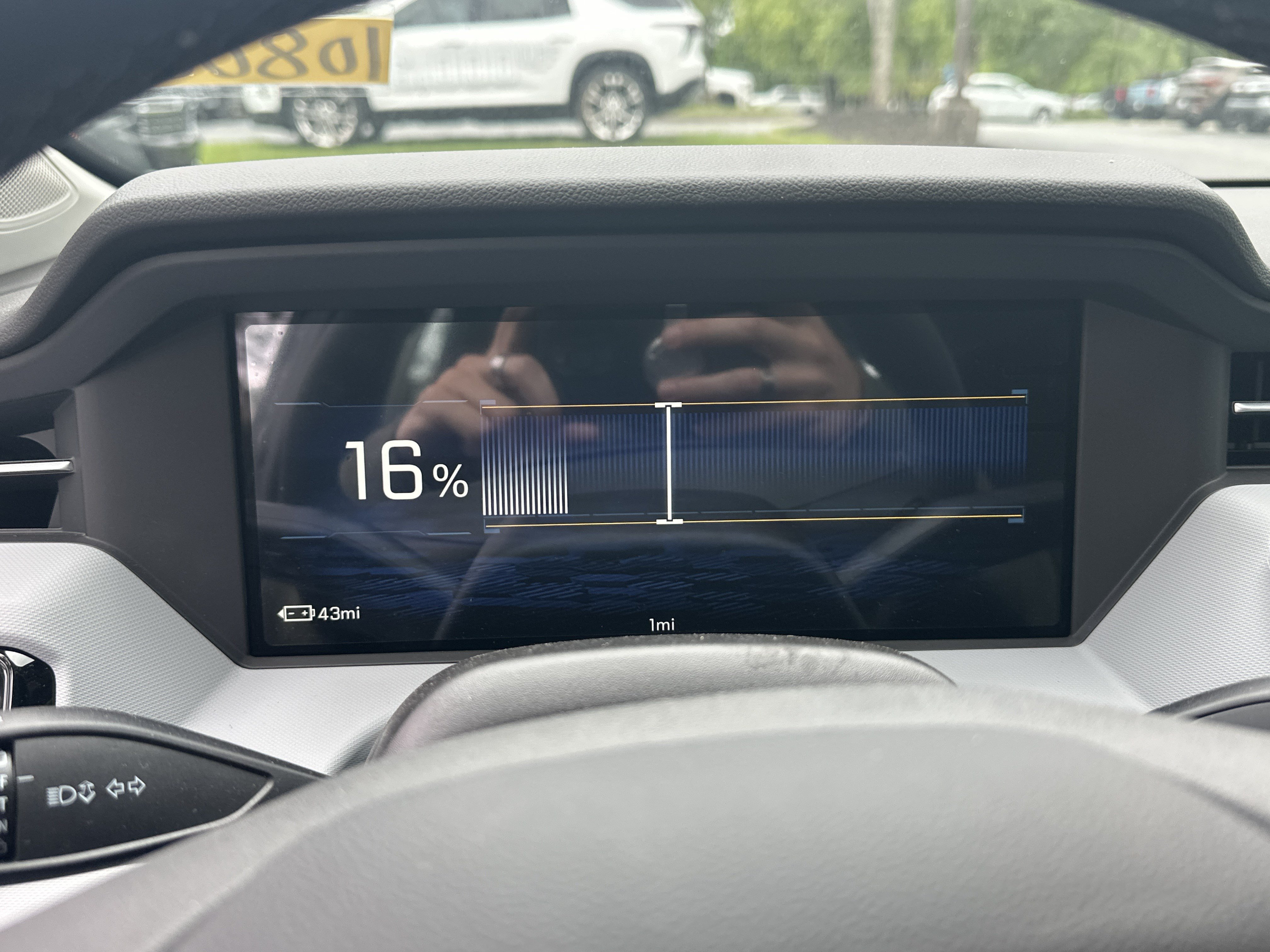 New 2027 Chevrolet Bolt LT w/ Comfort Package FWD image 26