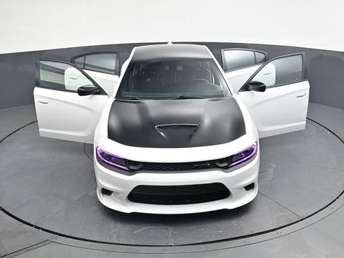 Used 2019 Dodge Charger Scat Pack w/ Plus Group RWD image 40