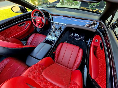 Used 2020 Bentley Continental GT w/ First Edition Specification image 70