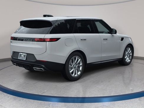 Certified 2025 Land Rover Range Rover Sport SE AWD/4WD image 5