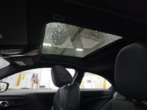 Used 2025 BMW 230i xDrive Coupe w/ Premium Package image 8