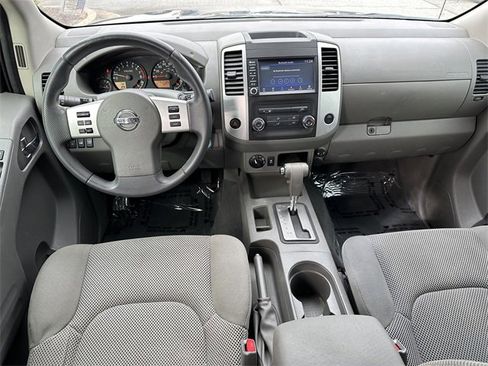 Used 2019 Nissan Frontier SV image 22