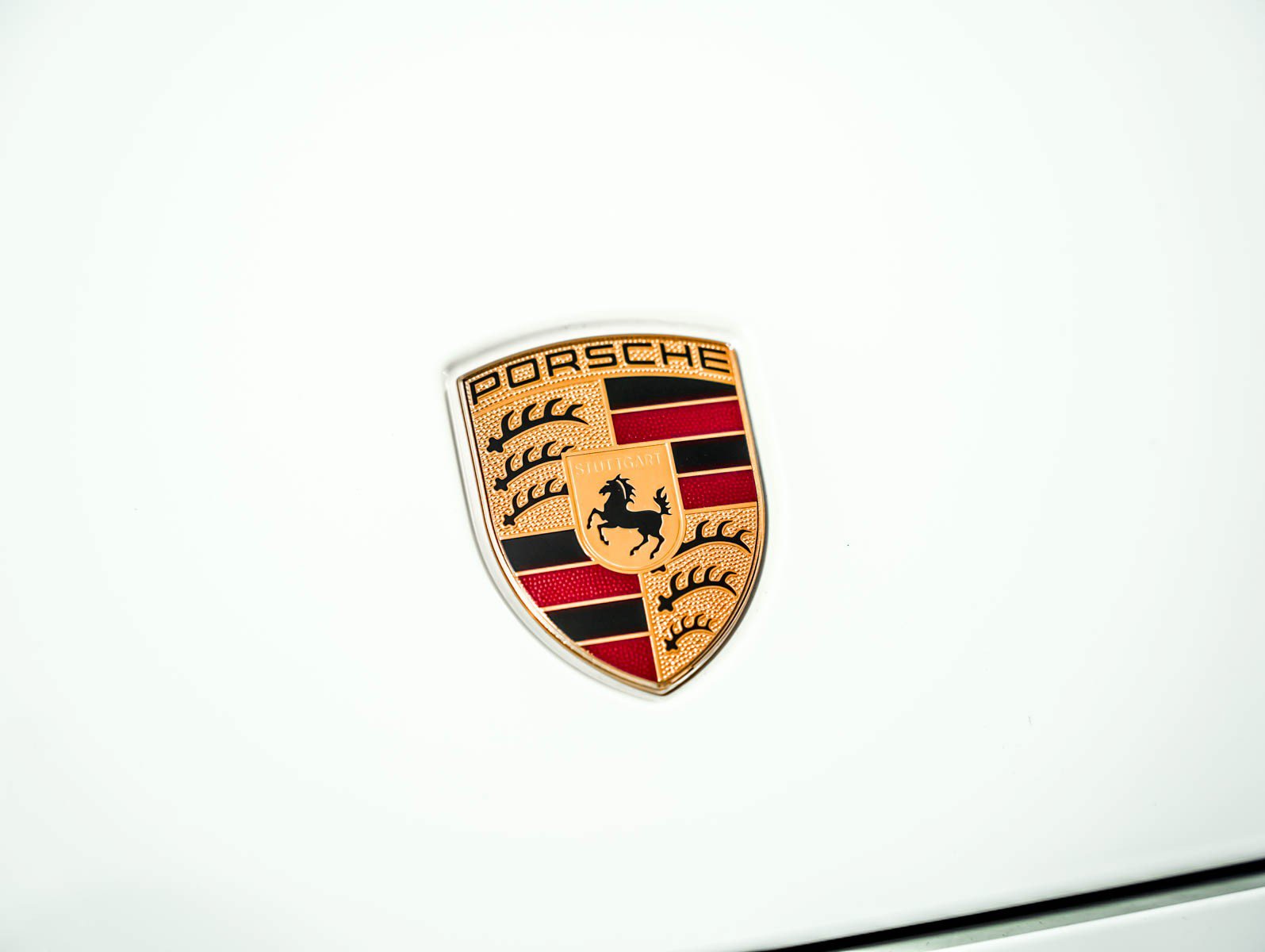 Certified 2023 Porsche Cayenne AWD/4WD image 32