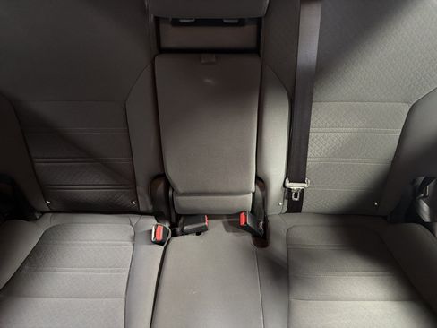Used 2016 Kia Sorento FWD image 13