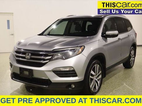 Used 2017 Honda Pilot Touring image 3