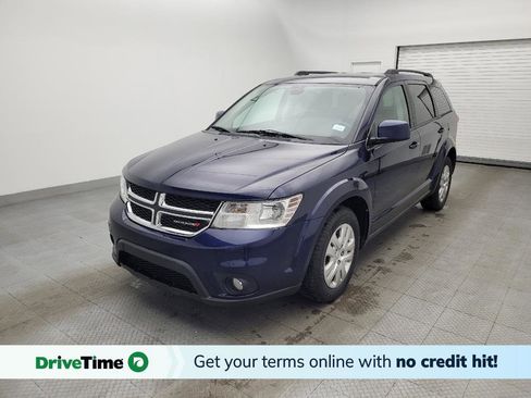 Used 2019 Dodge Journey SE image 1