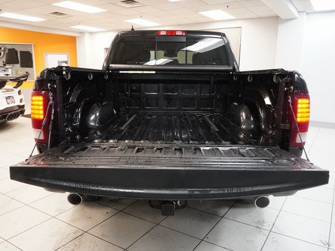 Used 2016 RAM 1500 Sport w/ Black Ram 1500 Sport Group image 9