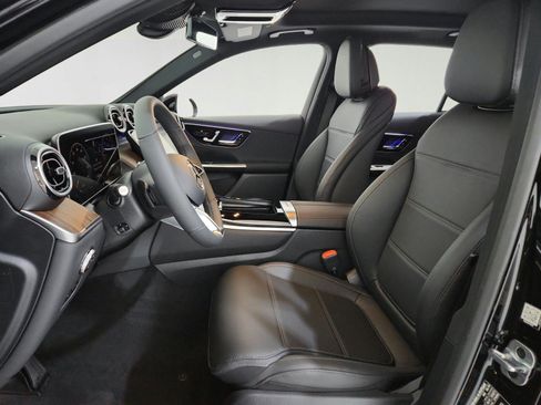 Certified 2026 Mercedes-Benz GLC 300 4MATIC image 17