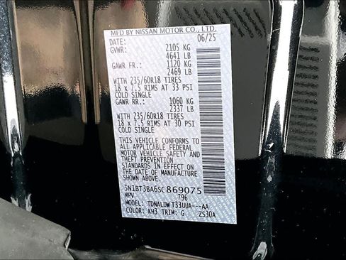 Certified 2025 Nissan Rogue SV FWD image 36