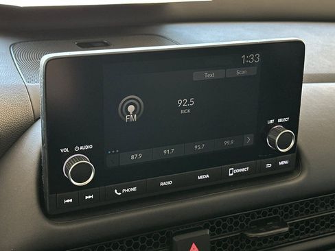Used 2025 Honda HR-V LX image 17