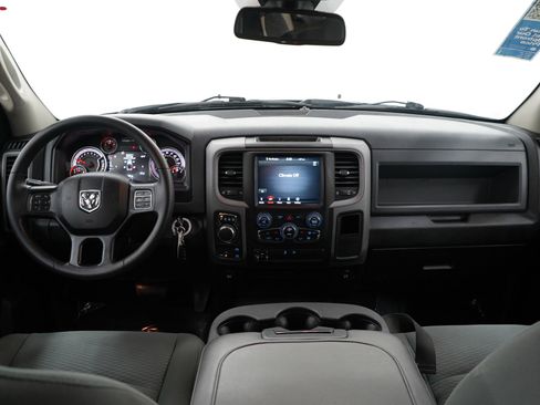 Used 2020 RAM 1500 Express w/ Wheel & Sound Group image 17