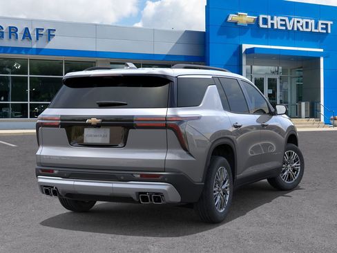 New 2026 Chevrolet Traverse LT w/ Driver Confidence Package image 4