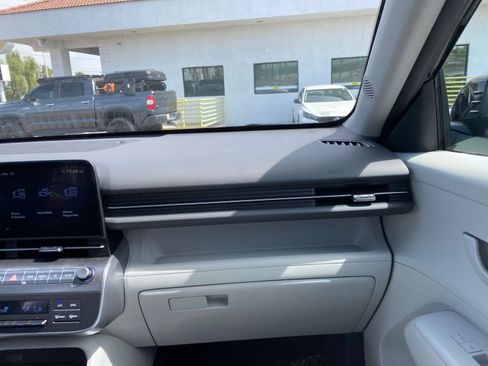 Used 2025 Hyundai Kona SEL image 35