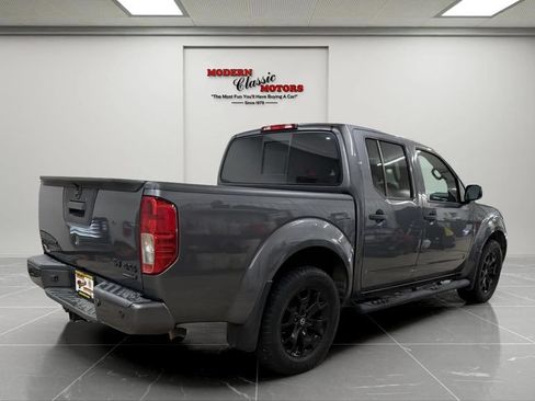 Used 2020 Nissan Frontier SV w/ Midnight Edition Floor Mats AWD/4WD image 7
