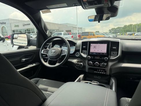 New 2026 RAM 1500 Express AWD/4WD image 51