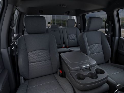 New 2026 RAM 2500 Big Horn AWD/4WD image 17