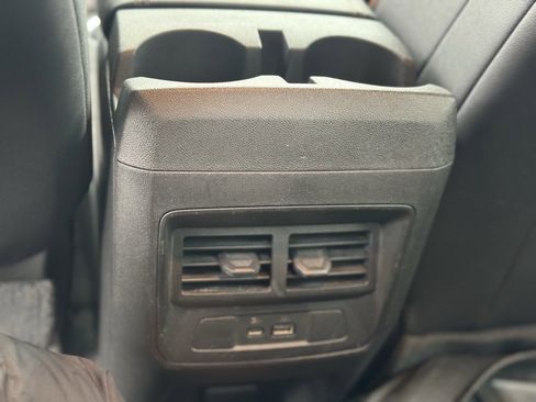 Used 2023 GMC Canyon AT4 w/ AT4 Premium Package image 24