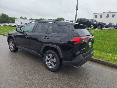Used 2024 Toyota RAV4 XLE FWD image 4