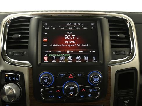 Used 2017 RAM 1500 Laramie AWD/4WD image 28