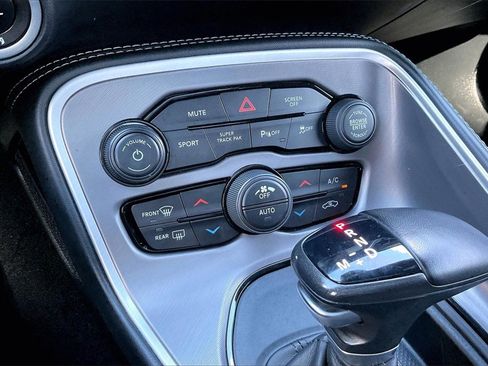 Used 2022 Dodge Challenger R/T w/ Plus Package image 24