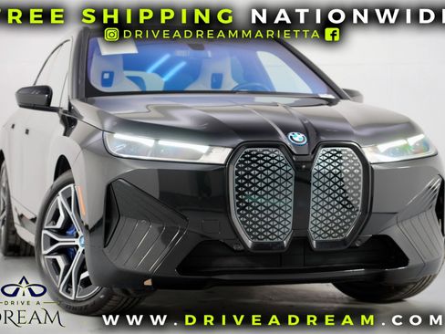 Used 2022 BMW iX xDrive50 w/ Premium Package image 2