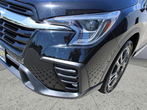 Used 2023 Subaru Ascent Limited w/ Technology Package AWD/4WD image 10
