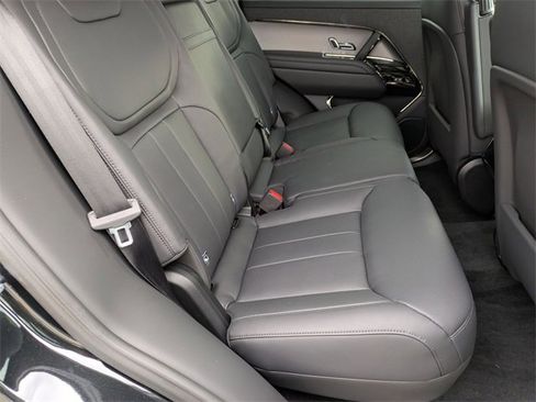 New 2025 Land Rover Range Rover Sport Dynamic SE image 17
