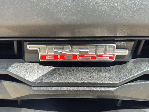 Used 2023 Chevrolet Colorado Trail Boss w/ Advanced Trailering Package image 48