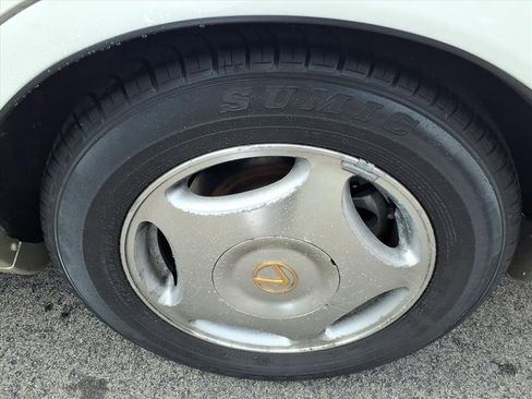 Used 1998 Lexus LS 400 image 9