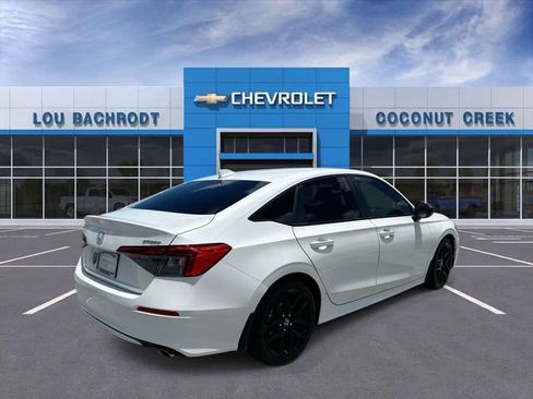 Used 2023 Honda Civic Sport image 8