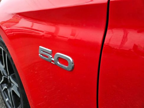 Used 2018 Ford Mustang GT Premium image 20