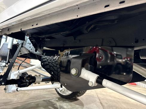 Used 1994 Ford Bronco XLT image 50